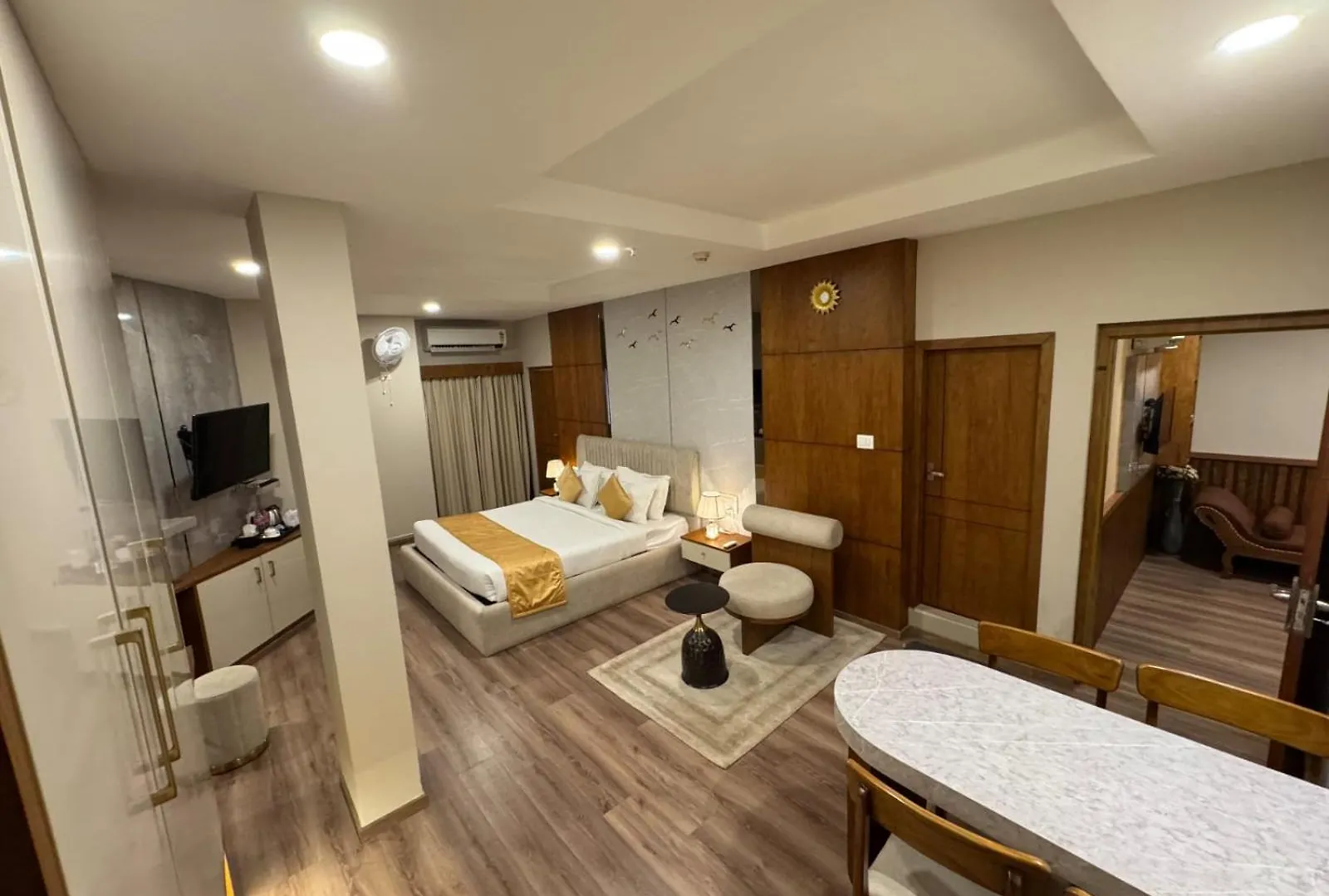 Hotel Horizon International Tullipurmbu 4*,  India