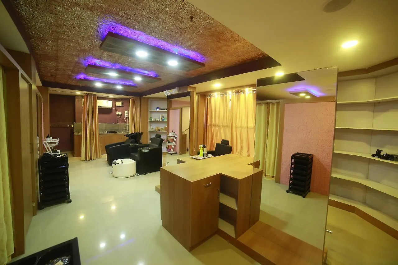 Hotel Horizon International Tullipurmbu